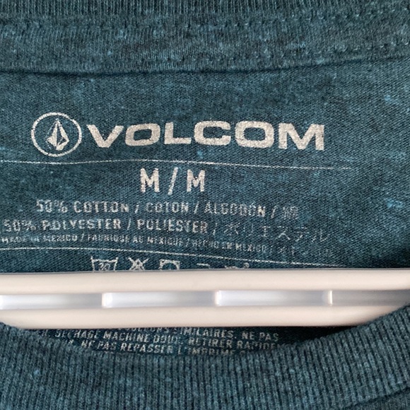 Volcom tees - Picture 5 of 9
